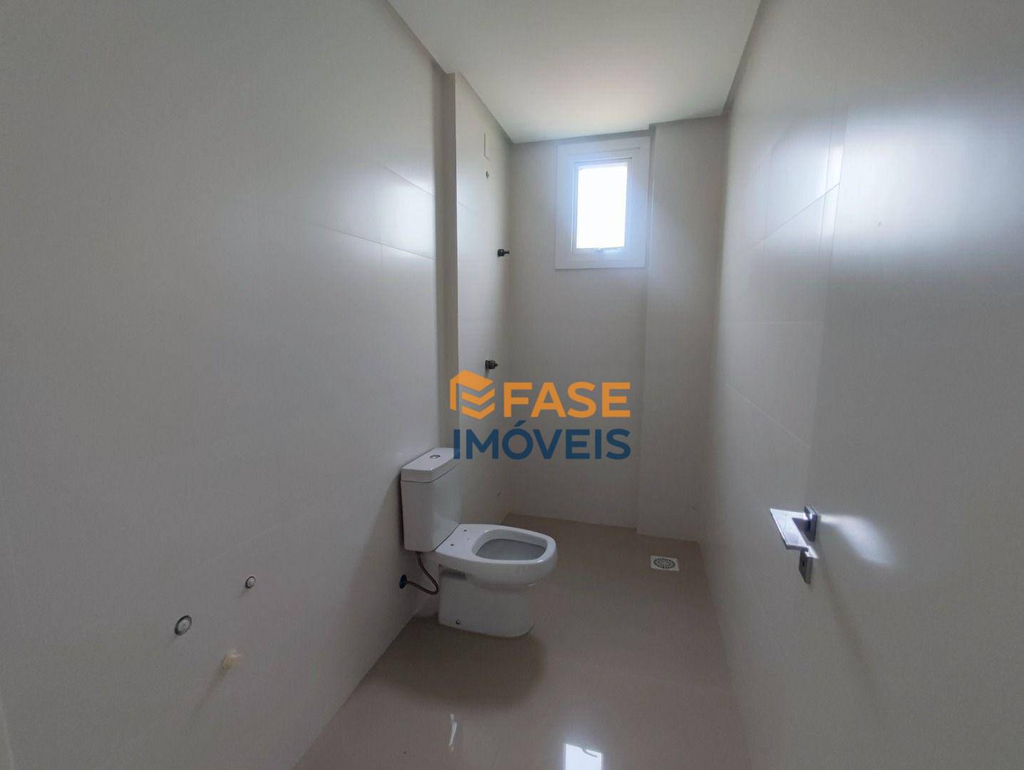 Apartamento à venda com 3 quartos, 172m² - Foto 23