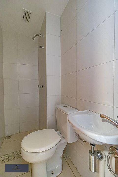 Apartamento à venda com 2 quartos, 82m² - Foto 4