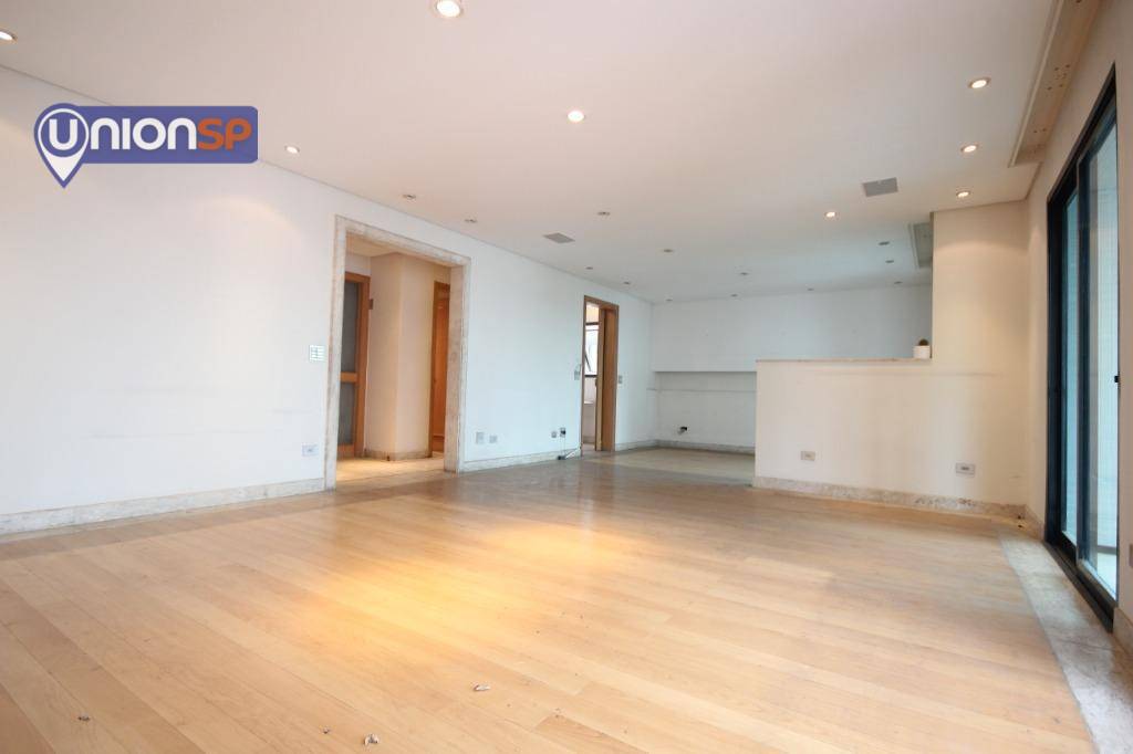 Apartamento à venda com 4 quartos, 202m² - Foto 5