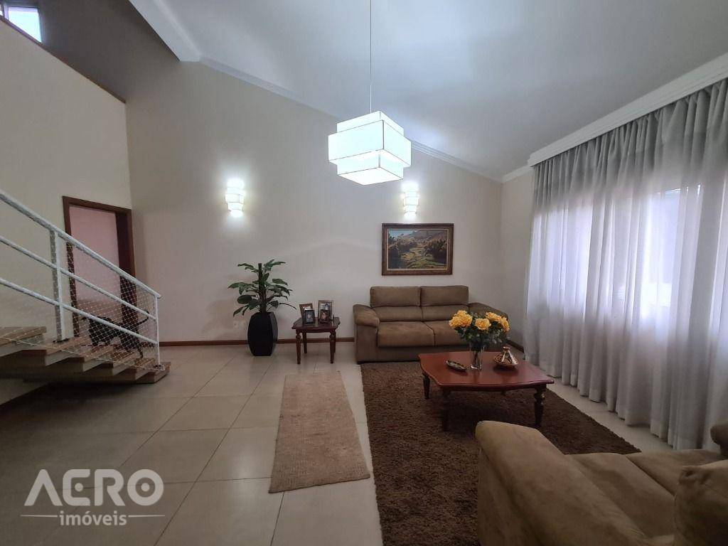 Casa de Condomínio à venda com 3 quartos, 300m² - Foto 30