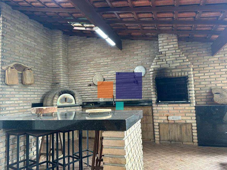 Casa à venda com 2 quartos, 500m² - Foto 8