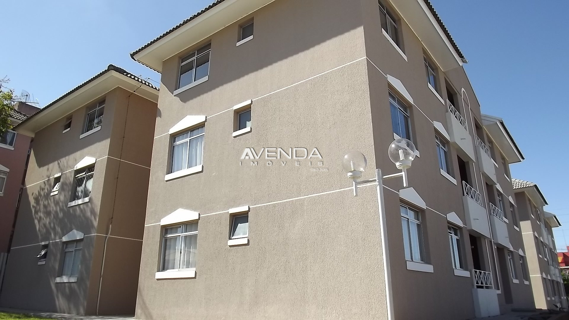 Apartamento à venda com 3 quartos, 65m² - Foto 2