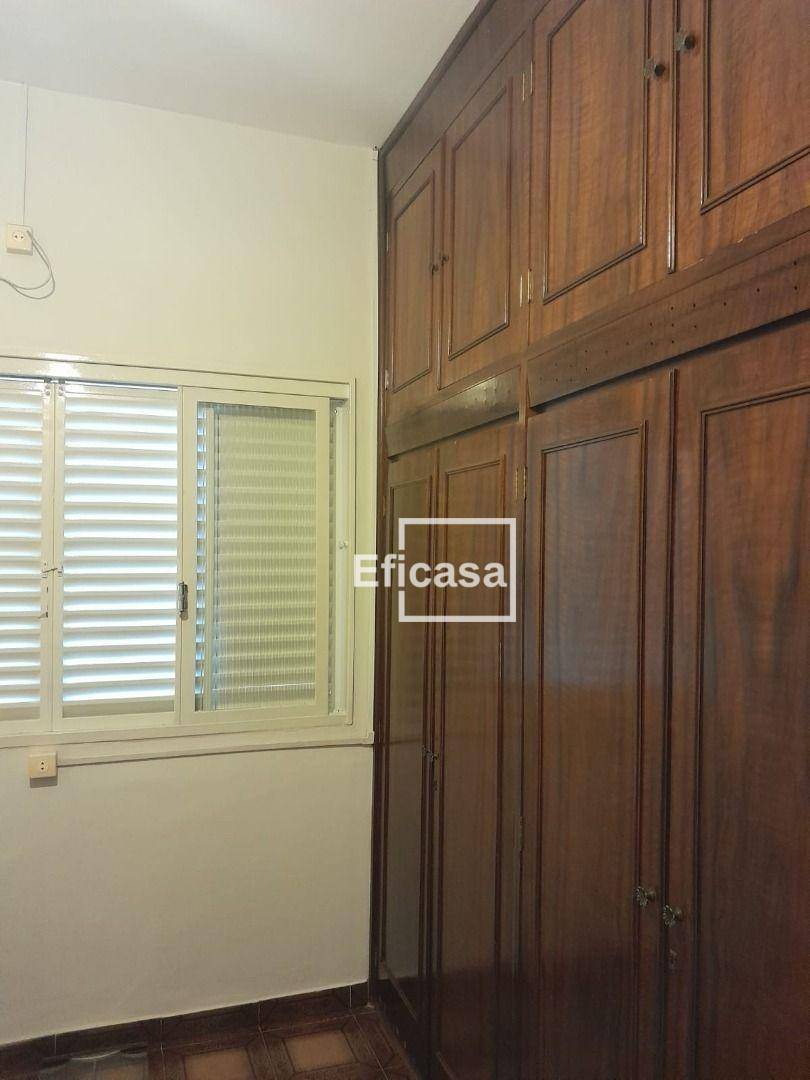 Casa à venda com 3 quartos, 150m² - Foto 2