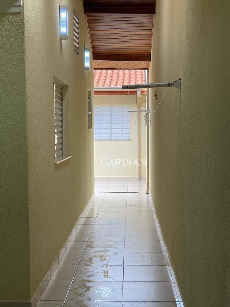 Casa à venda com 2 quartos, 128m² - Foto 16