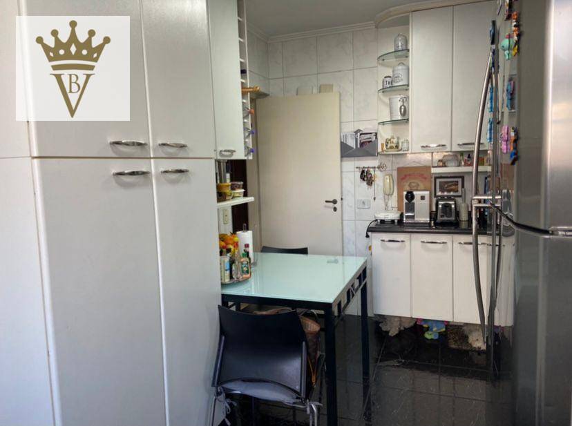 Apartamento à venda com 3 quartos, 117m² - Foto 28