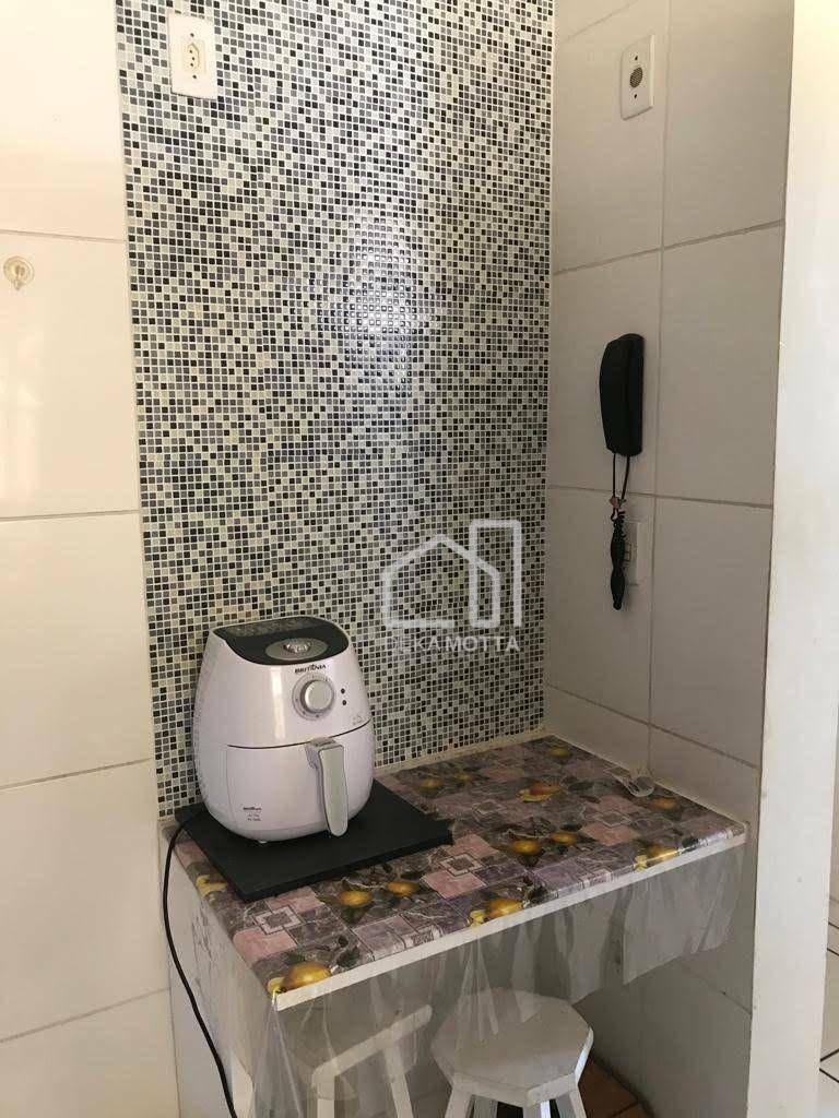 Apartamento à venda com 2 quartos, 67m² - Foto 12