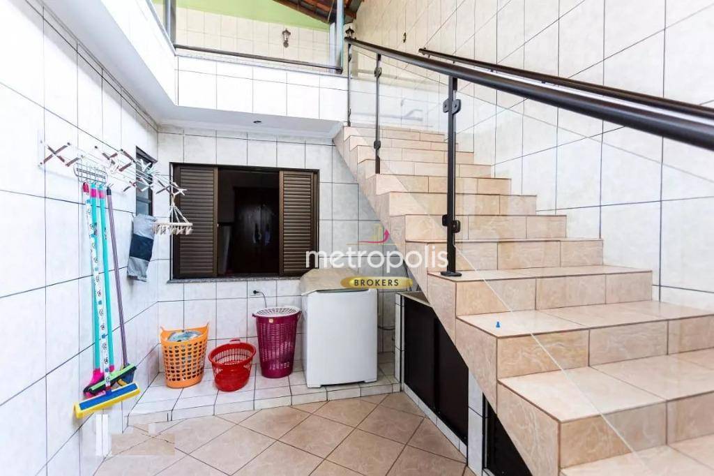 Sobrado à venda com 5 quartos, 247m² - Foto 17