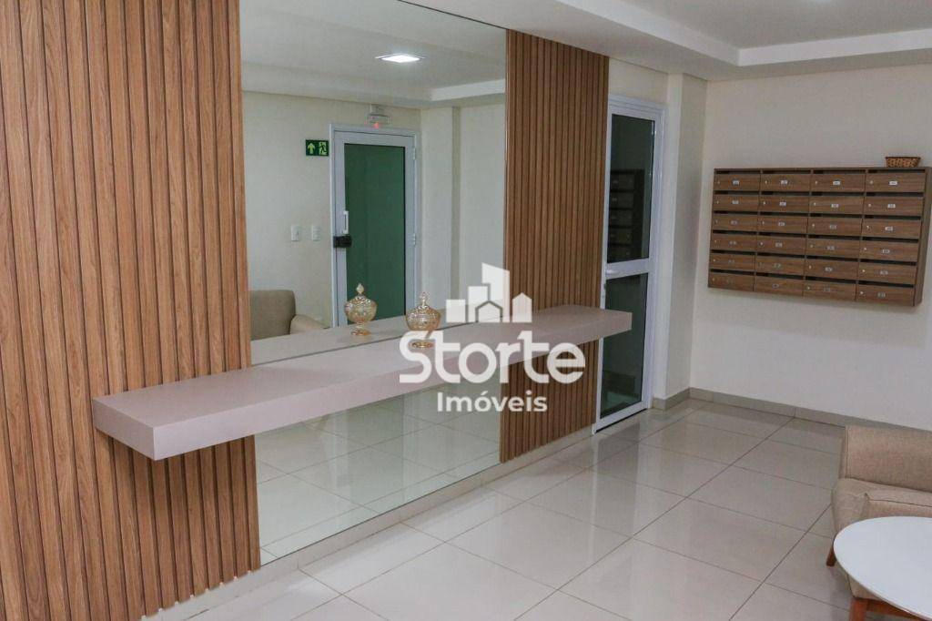 Apartamento à venda com 2 quartos, 77m² - Foto 14