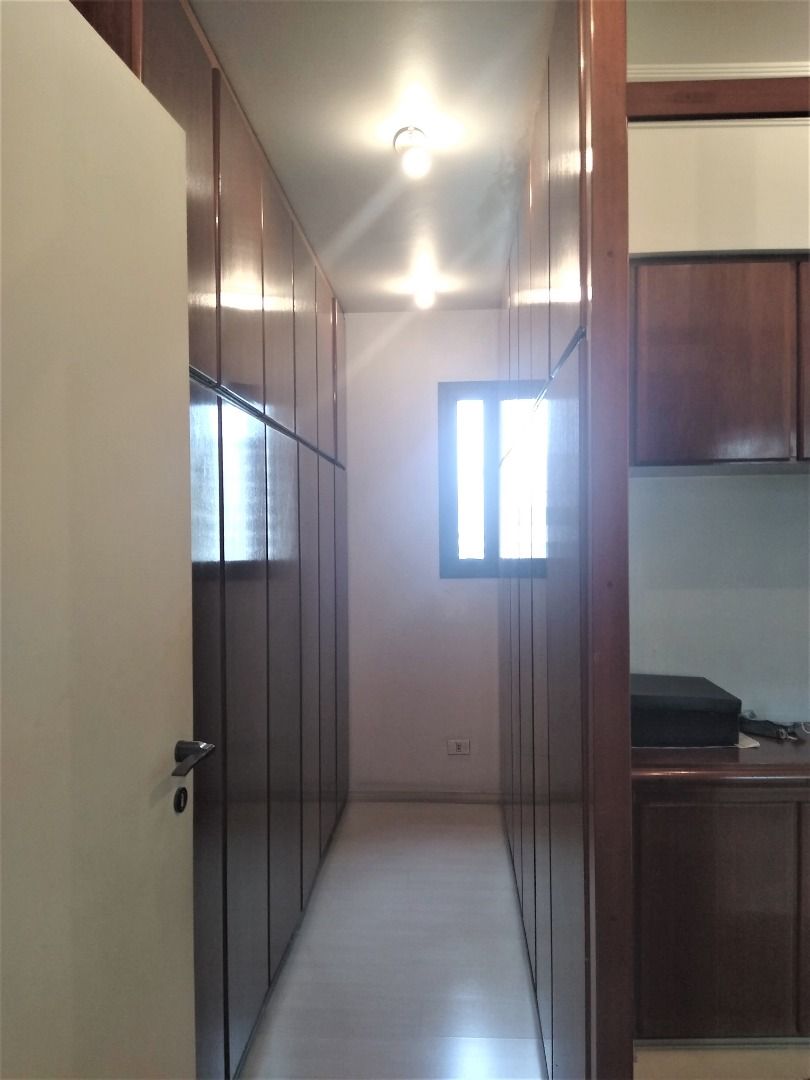 Apartamento à venda com 3 quartos, 211m² - Foto 43