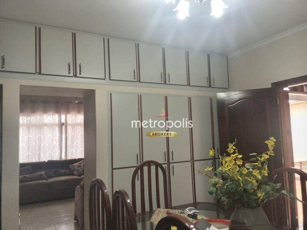 Casa à venda e aluguel com 3 quartos, 350m² - Foto 11