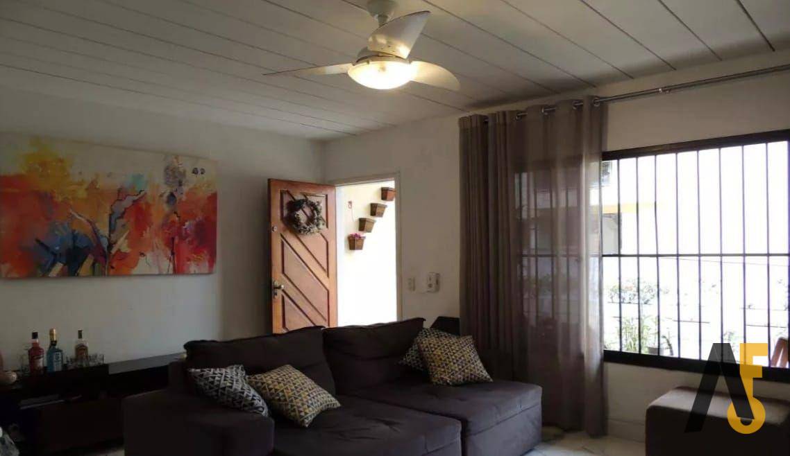 Casa de Condomínio à venda com 3 quartos, 99m² - Foto 4