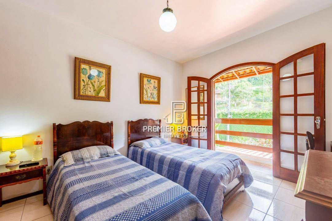 Casa à venda com 4 quartos, 174m² - Foto 11