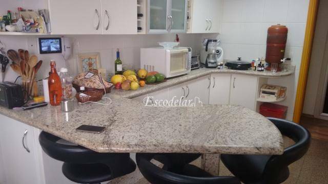 Apartamento à venda com 4 quartos, 175m² - Foto 4