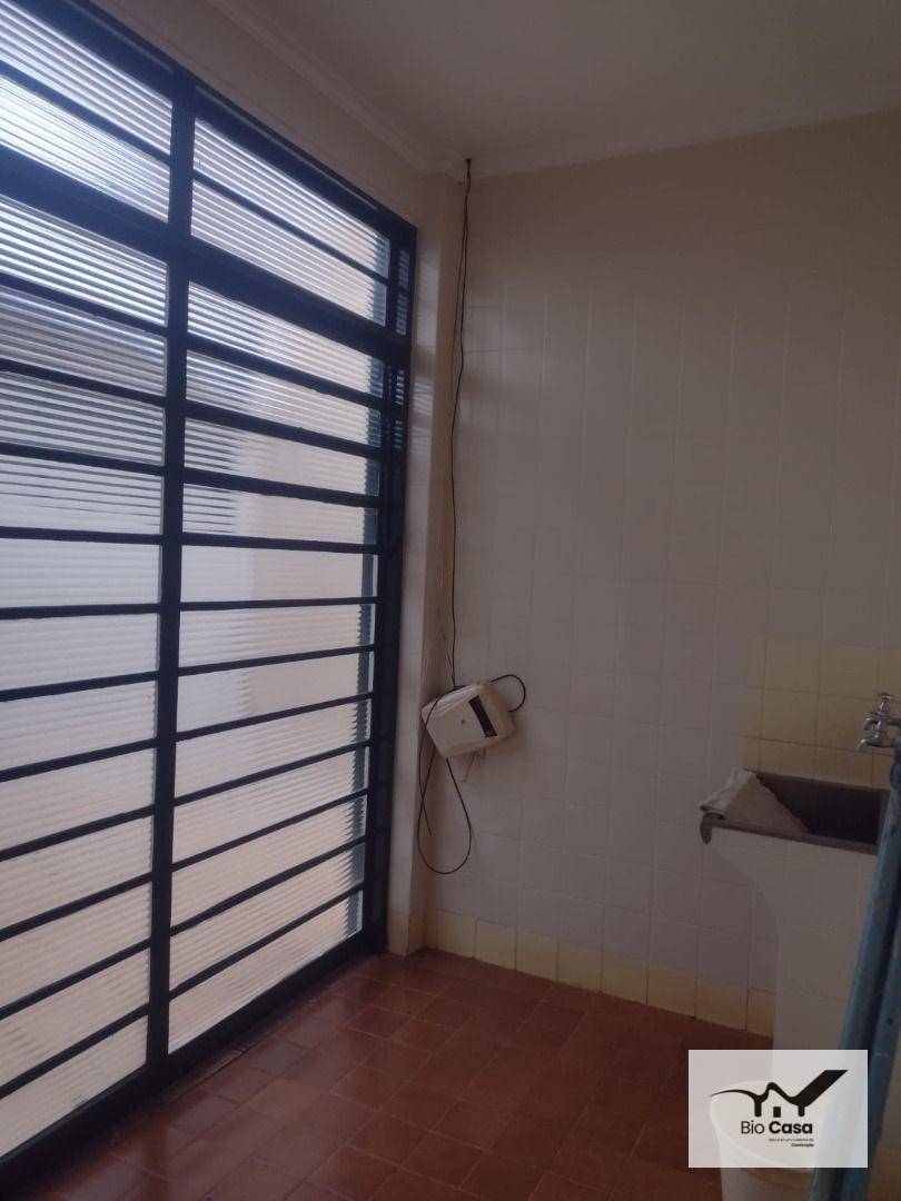 Casa à venda com 4 quartos, 231m² - Foto 22