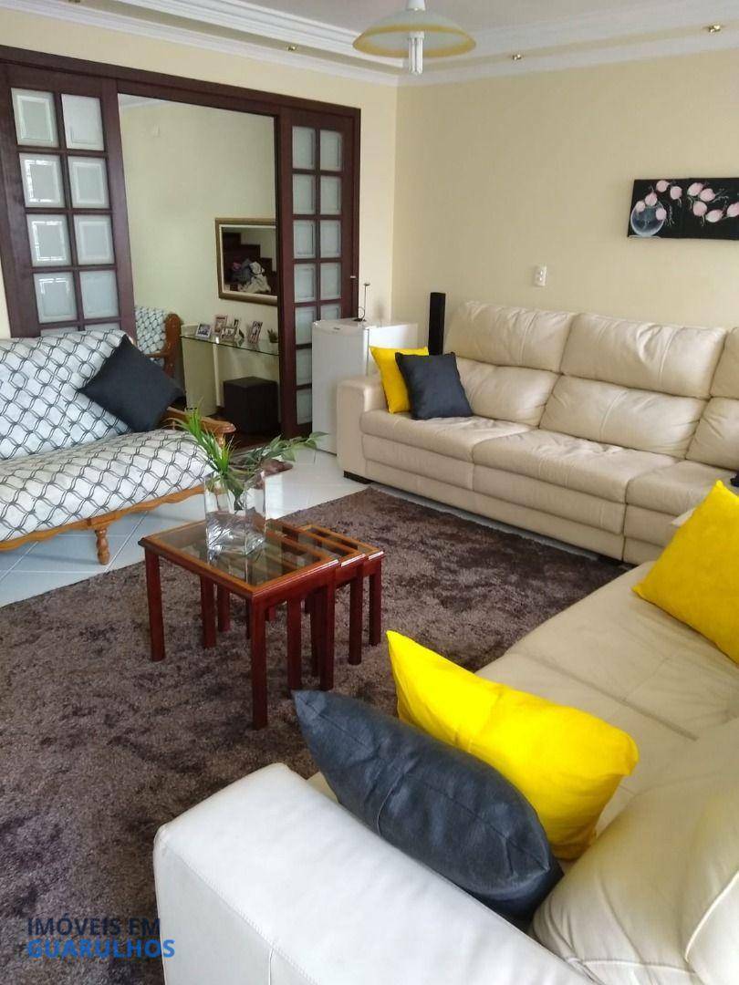 Casa à venda com 3 quartos, 220M2 - Foto 3