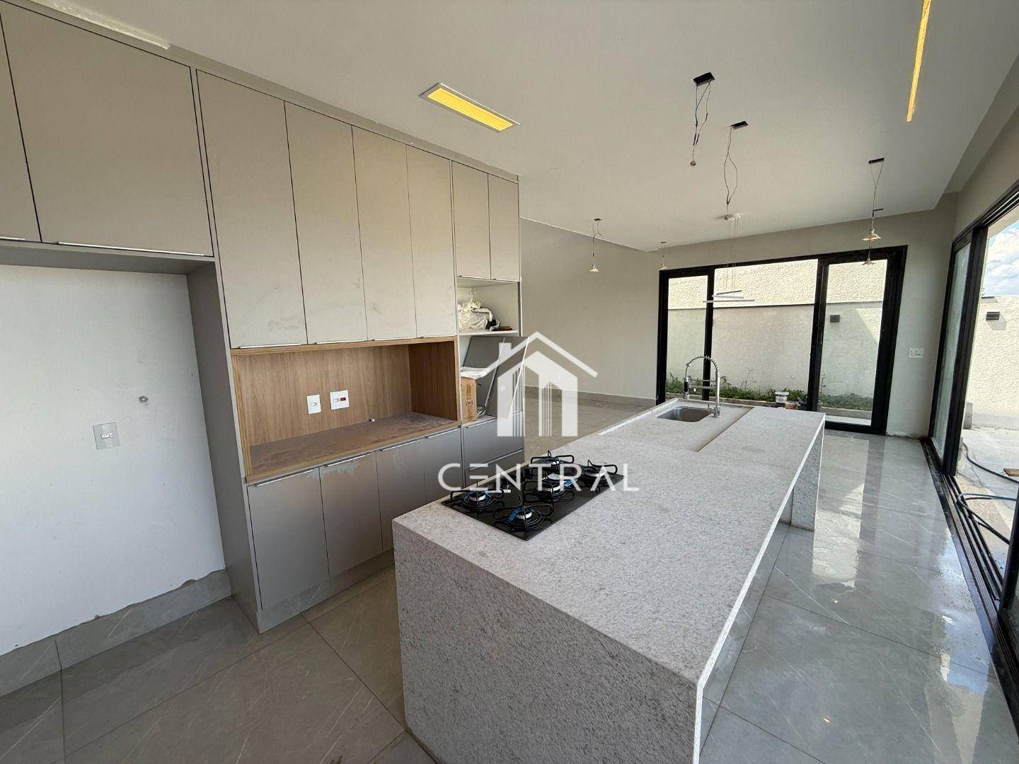 Casa de Condomínio à venda com 4 quartos, 237m² - Foto 18