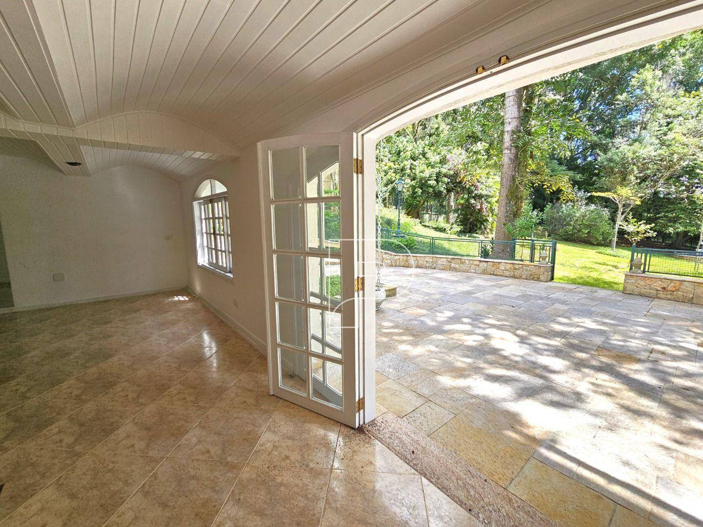 Casa de Condomínio para alugar com 4 quartos, 1000m² - Foto 24