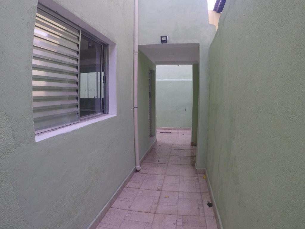 Casa à venda com 2 quartos, 240m² - Foto 12