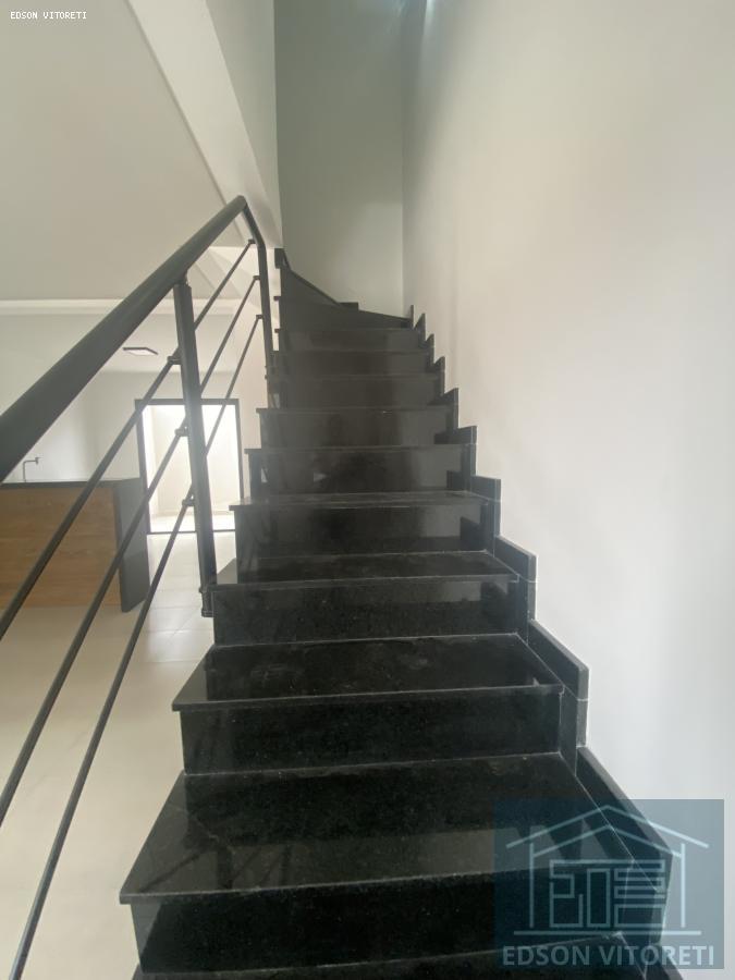 Sobrado à venda com 2 quartos, 96m² - Foto 10
