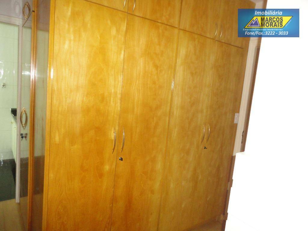 Apartamento à venda com 3 quartos, 189m² - Foto 22