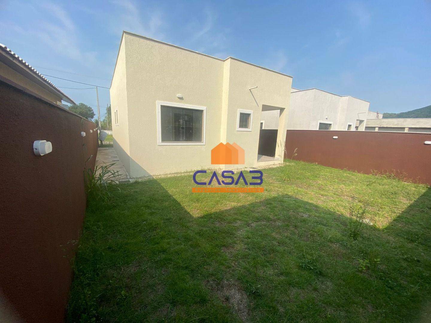 Casa à venda com 2 quartos, 70m² - Foto 16