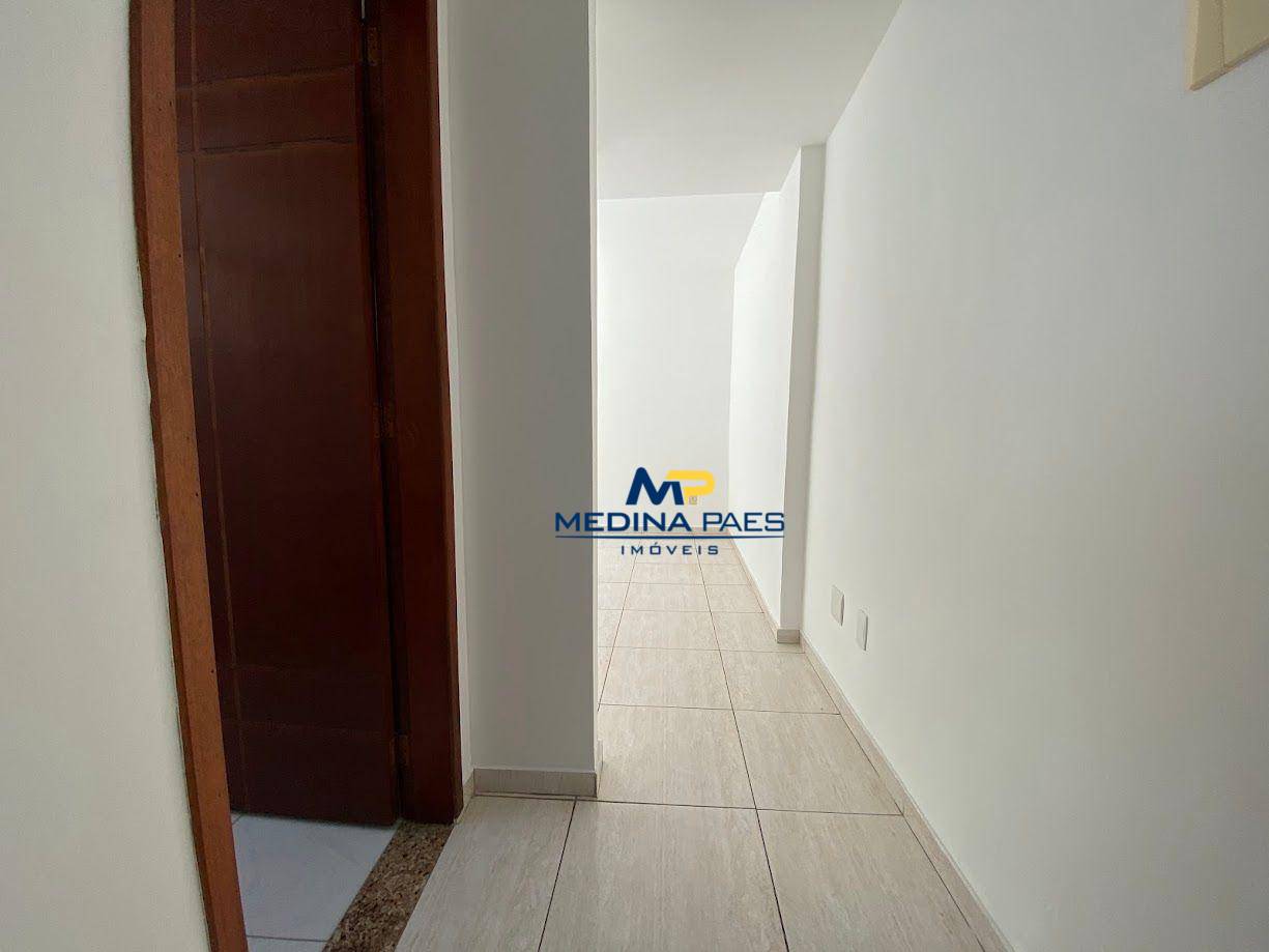 Casa à venda com 3 quartos, 106m² - Foto 9