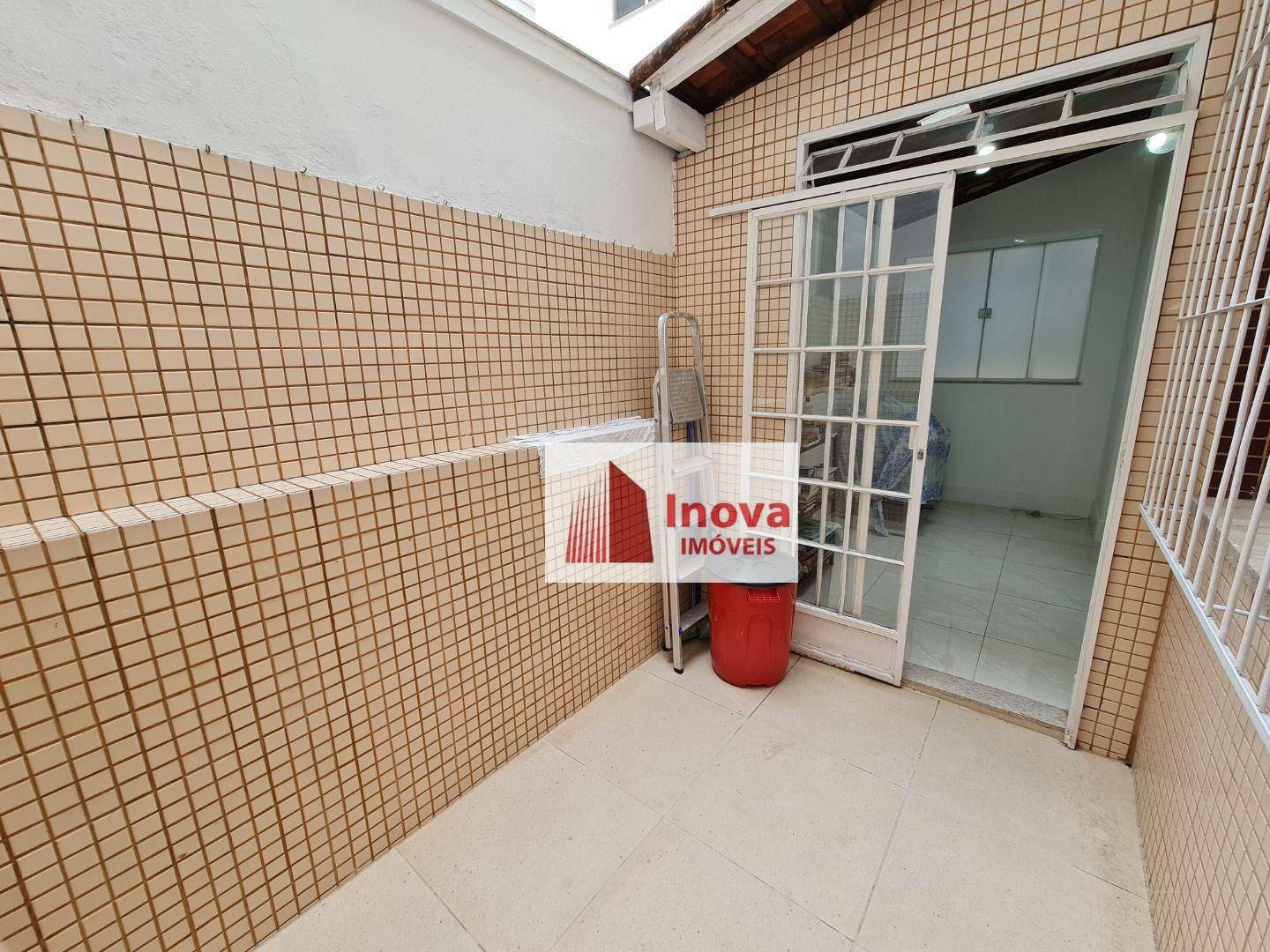 Apartamento à venda com 3 quartos, 140m² - Foto 32