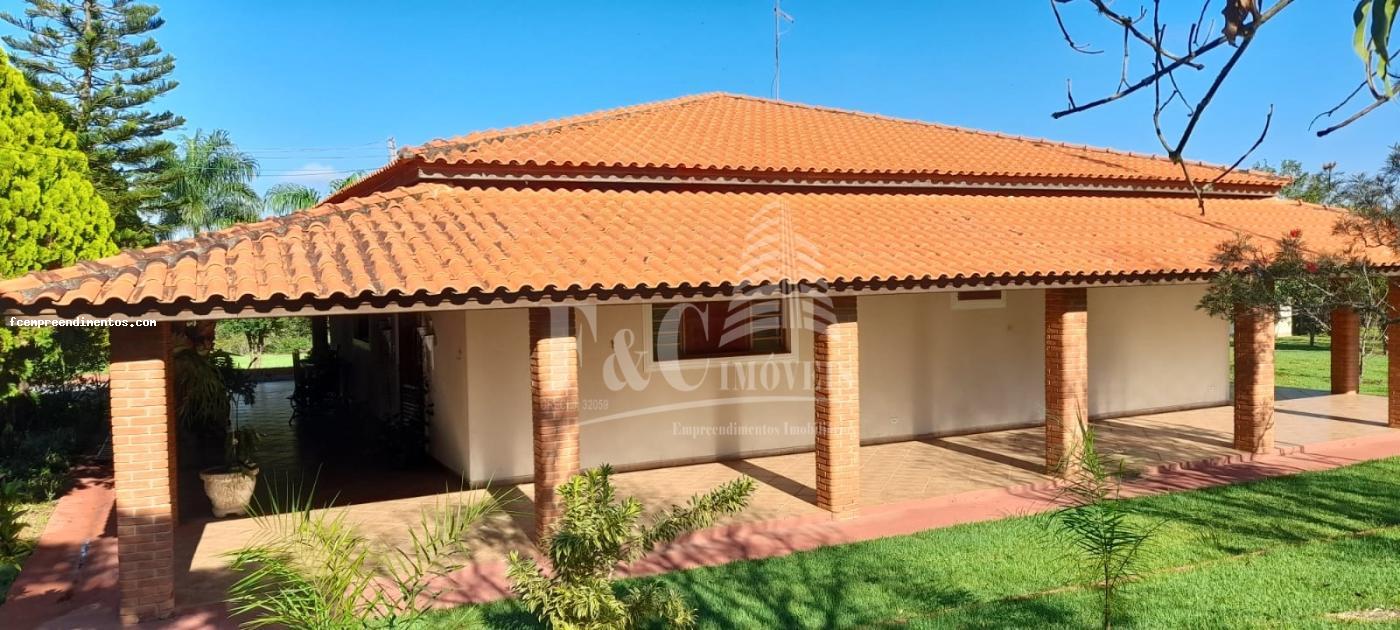 Fazenda à venda com 3 quartos, 24000m² - Foto 2