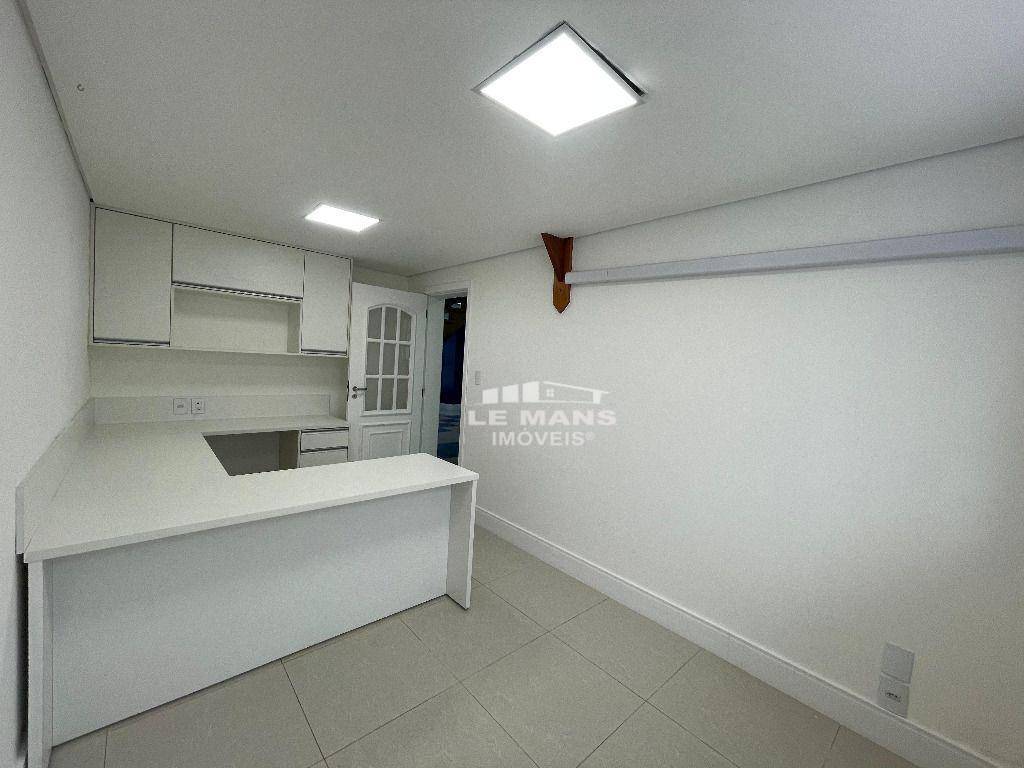 Casa de Condomínio à venda e aluguel com 3 quartos, 179m² - Foto 11