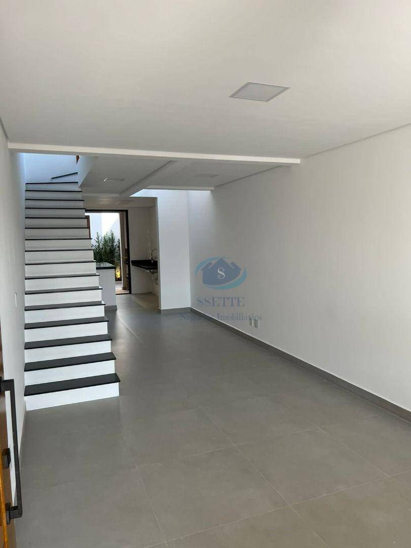 Sobrado à venda com 3 quartos, 190m² - Foto 3