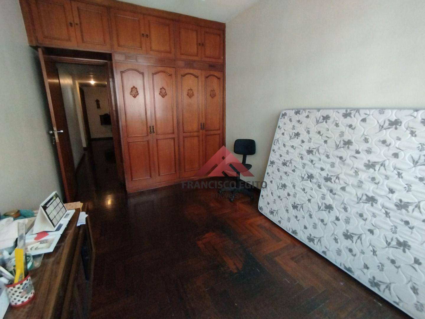 Apartamento à venda com 3 quartos, 204m² - Foto 13