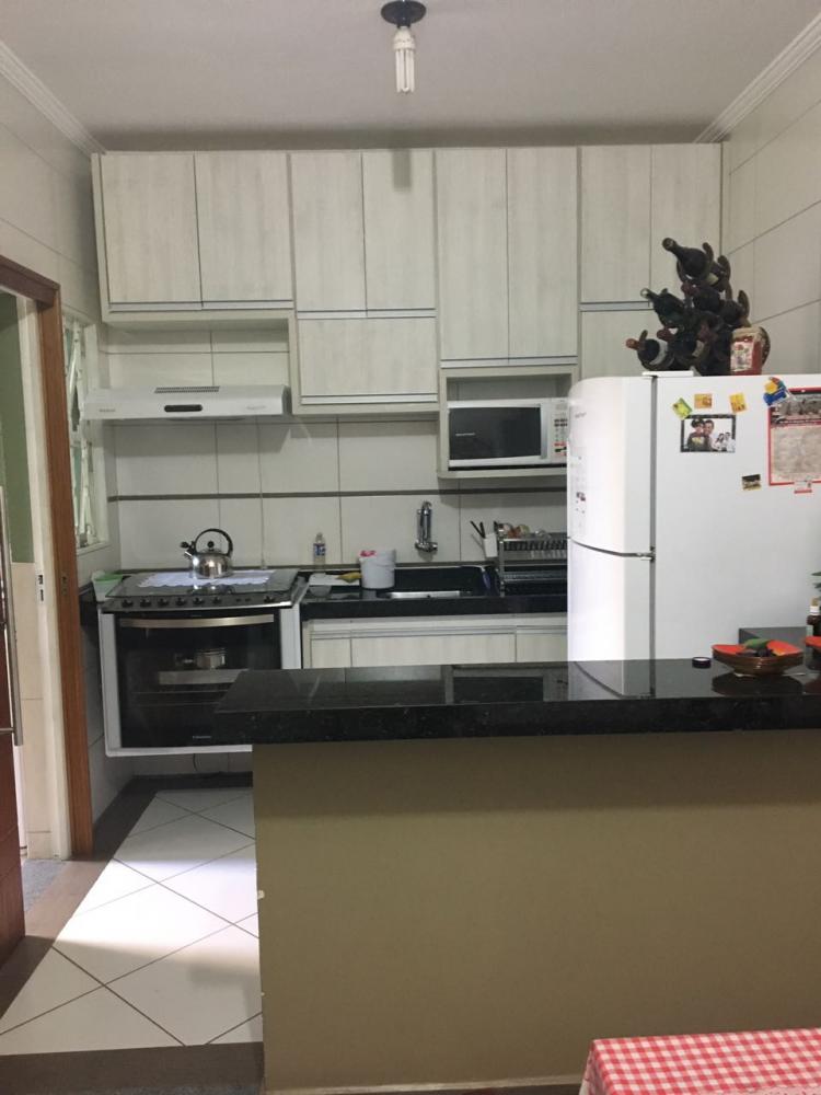 Casa, 3 quartos, 175 m² - Foto 2