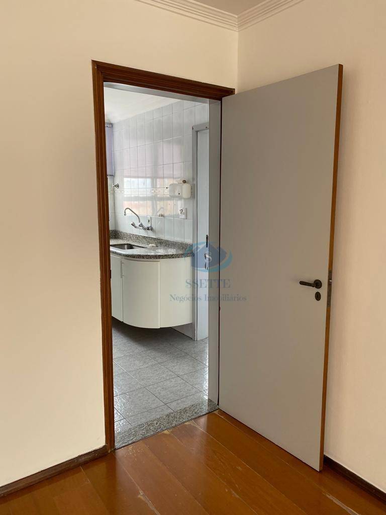 Apartamento à venda com 2 quartos, 92m² - Foto 10