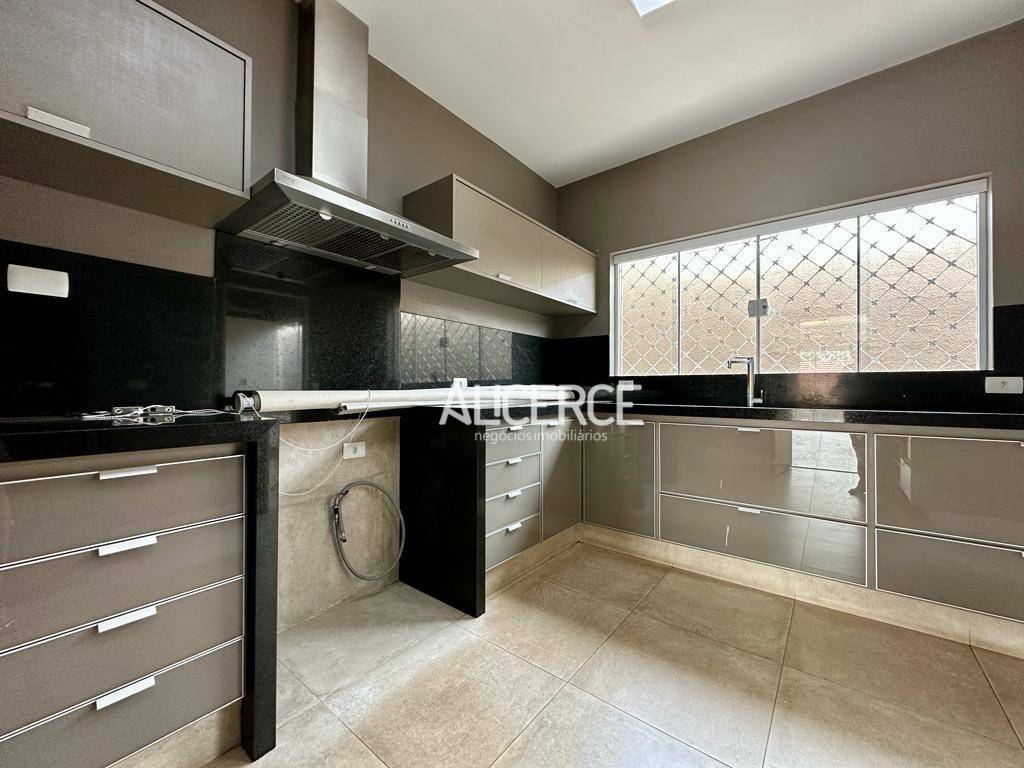 Casa à venda com 3 quartos, 248m² - Foto 28