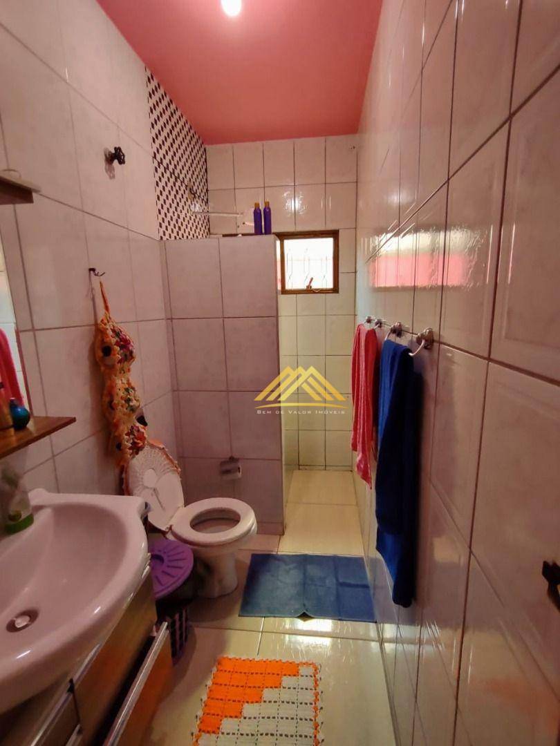 Casa à venda com 3 quartos, 60m² - Foto 12