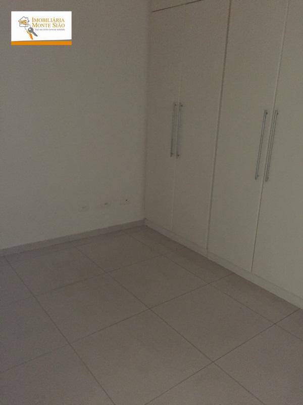 Sobrado à venda com 3 quartos, 200m² - Foto 9