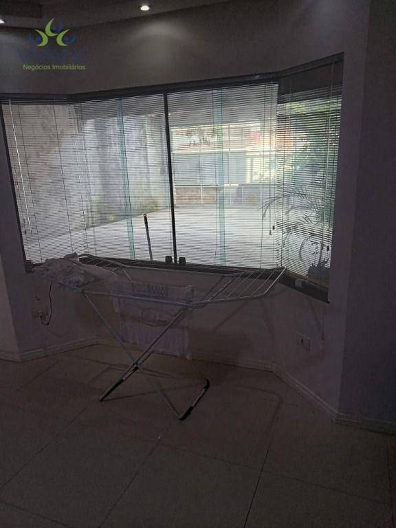 Sobrado à venda com 3 quartos, 300m² - Foto 9