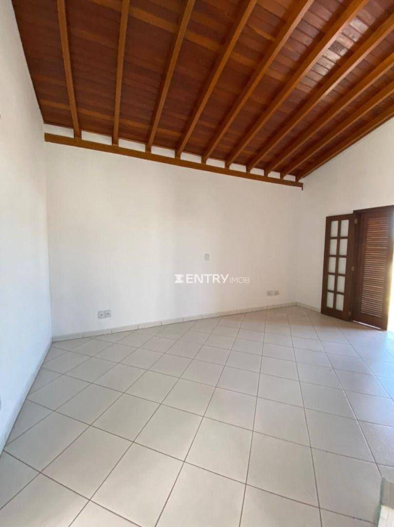 Casa à venda com 4 quartos, 272m² - Foto 16