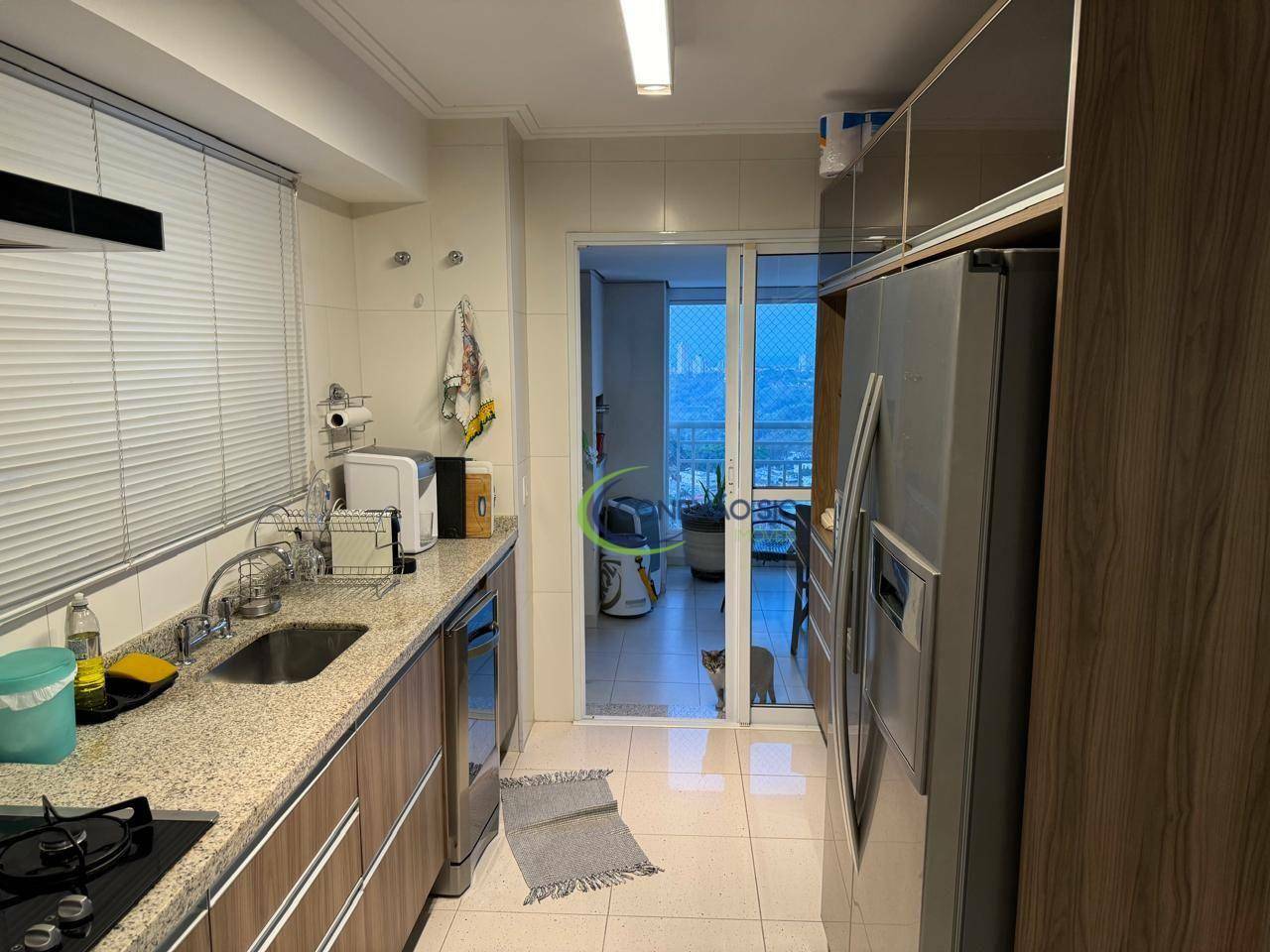 Apartamento à venda com 3 quartos, 133m² - Foto 18