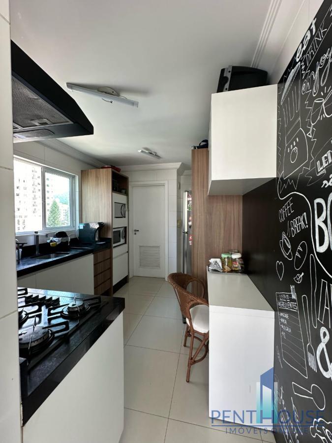 Apartamento à venda com 3 quartos, 120m² - Foto 9