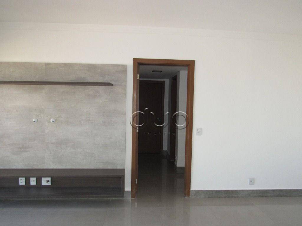 Apartamento para alugar com 3 quartos, 98m² - Foto 9