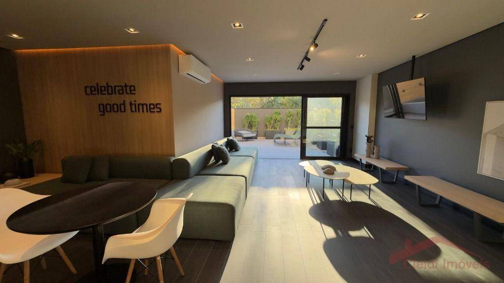 Apartamento, 2 quartos, 70 m² - Foto 2