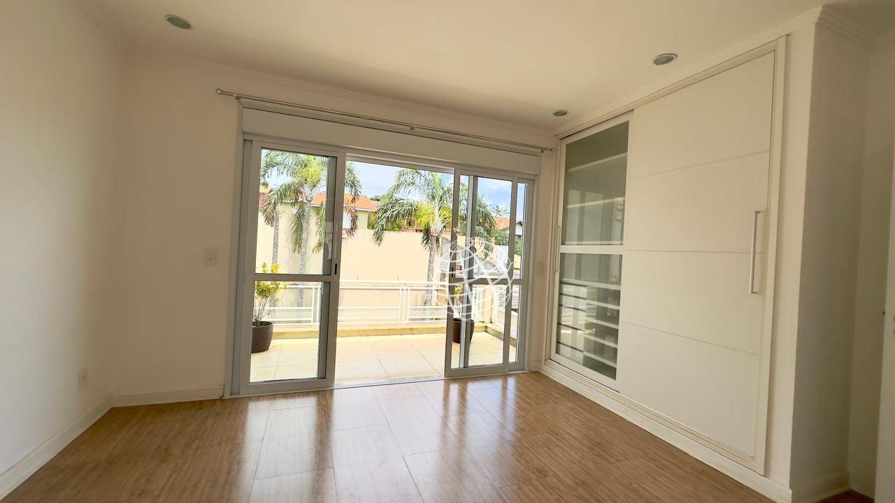 Casa à venda com 4 quartos, 365m² - Foto 30