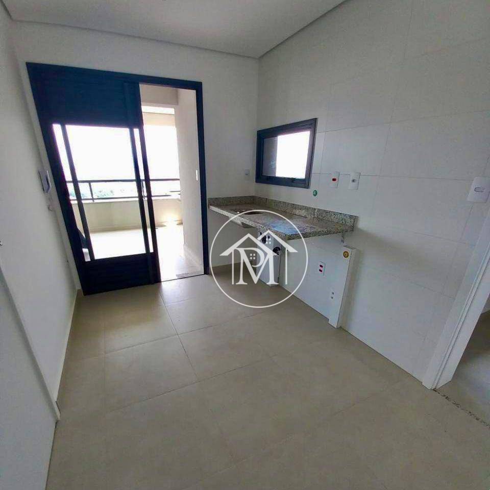 Apartamento à venda com 3 quartos, 131m² - Foto 6