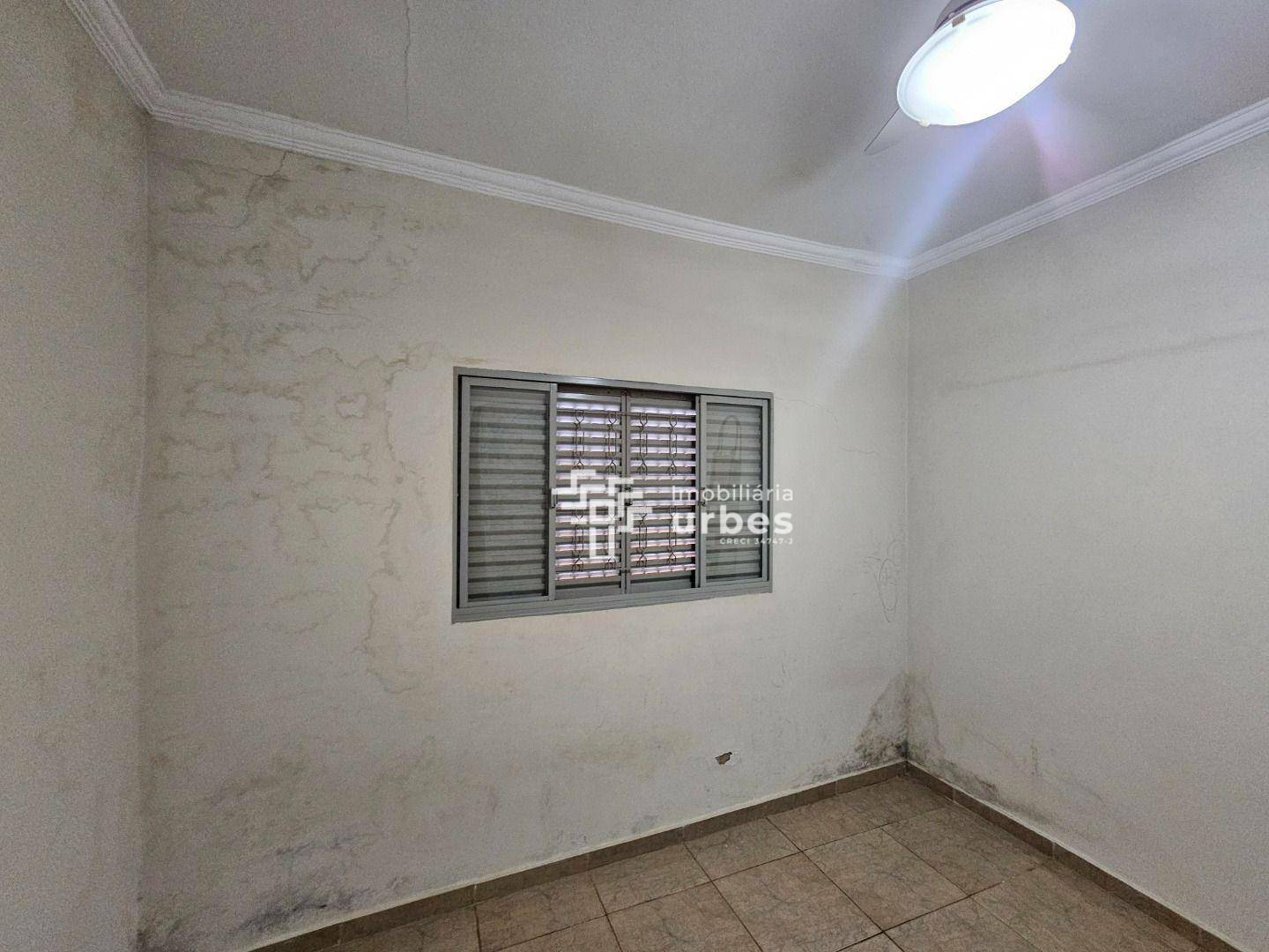 Casa à venda com 2 quartos, 110m² - Foto 10