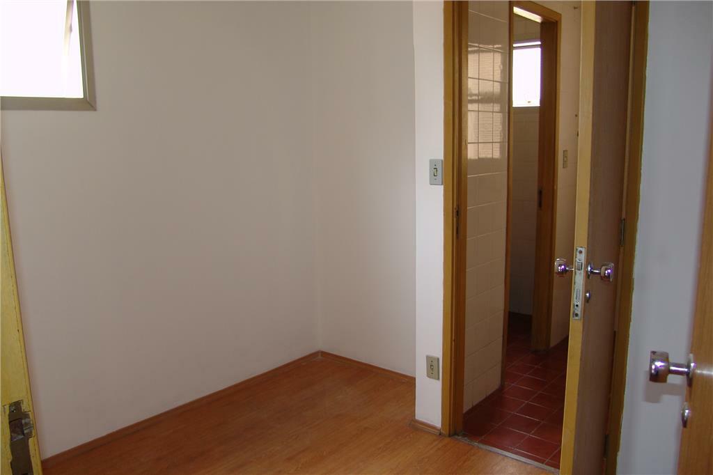 Apartamento para alugar com 2 quartos, 82m² - Foto 13