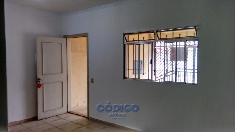 Casa para alugar com 1 quarto, 70m² - Foto 8