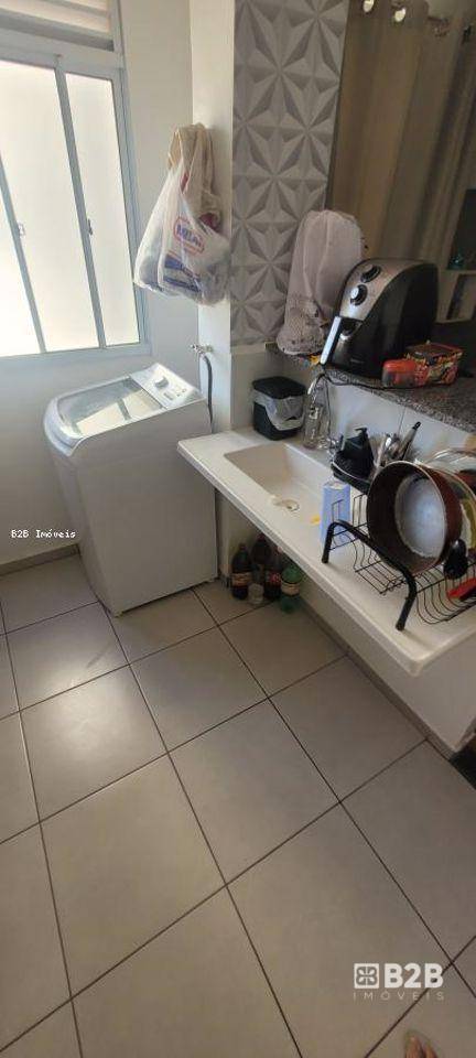 Apartamento à venda com 2 quartos, 42m² - Foto 4