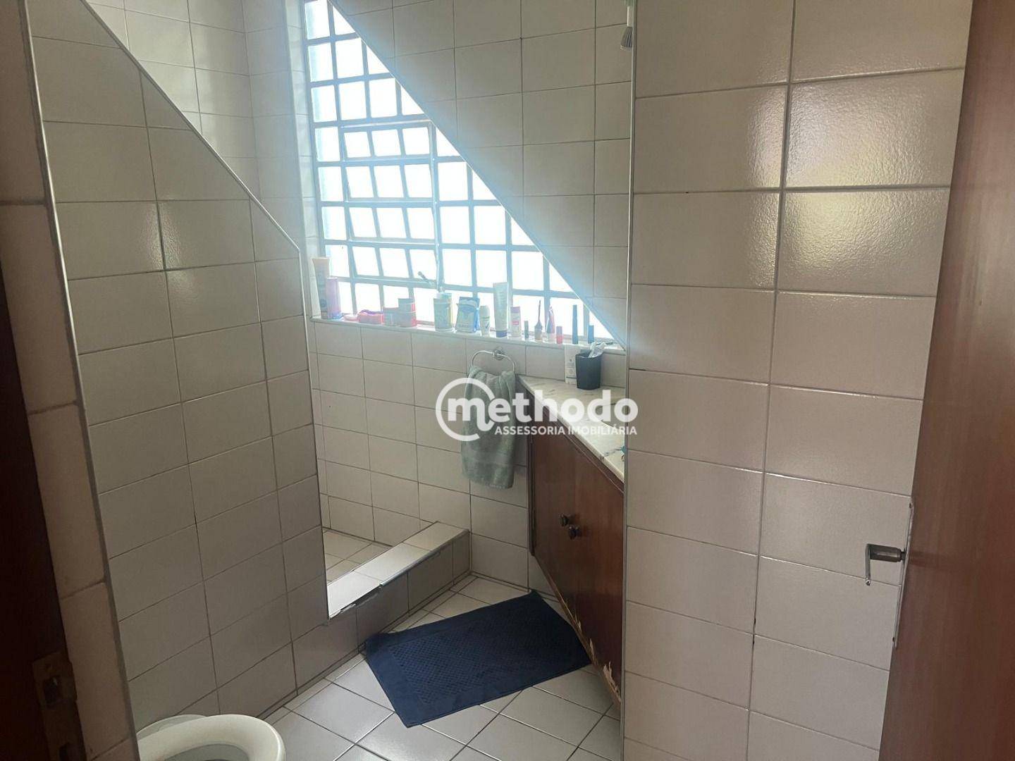 Casa à venda e aluguel com 4 quartos, 288m² - Foto 33