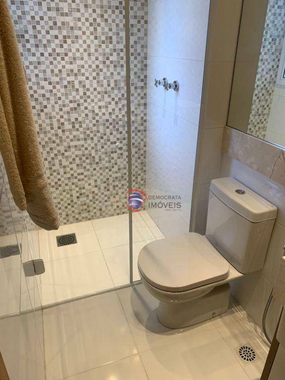 Apartamento à venda com 2 quartos, 64m² - Foto 7